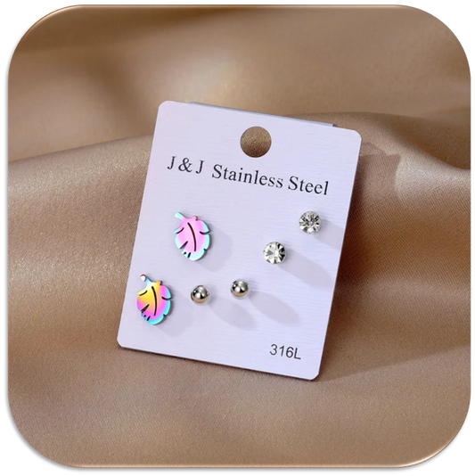 Women’s Stainless Steel Leaf Earrings with Gold Plating and Sparkling Rhinestone Zircon Details. (LFA1411018)