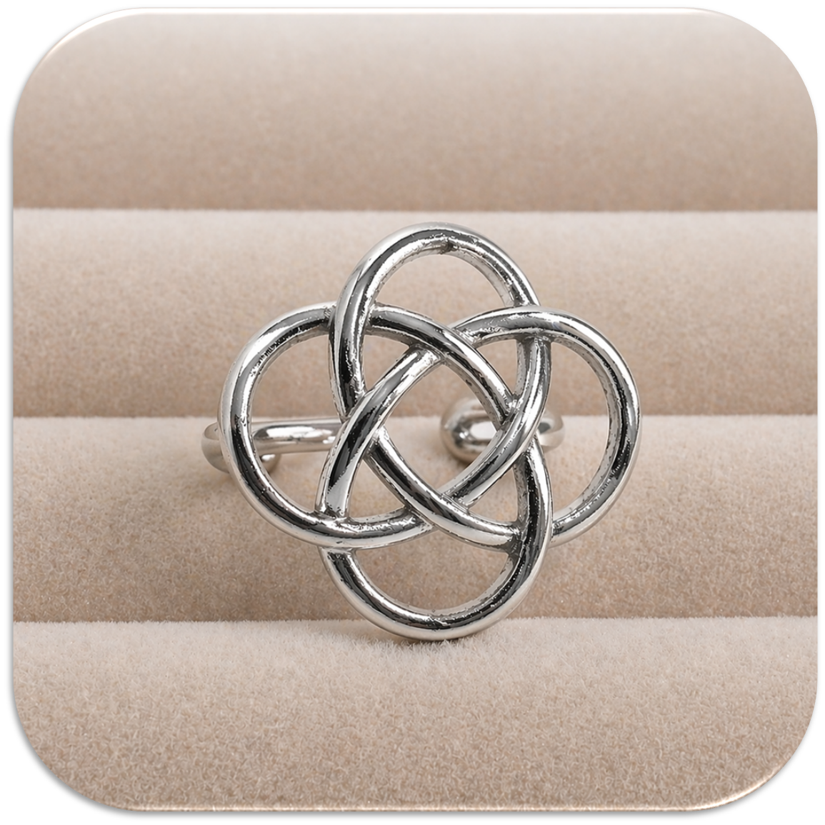 Women’s Silver Ring with Interwoven Loop Design. (LFA1312001)