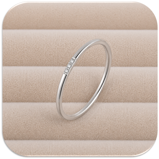 Women's Silver Stainless Steel Three Zircon Embedded Ring. (LFA1312008)